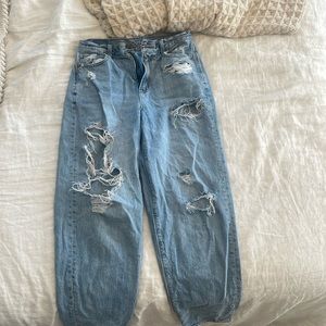 American Eagle mom jeans